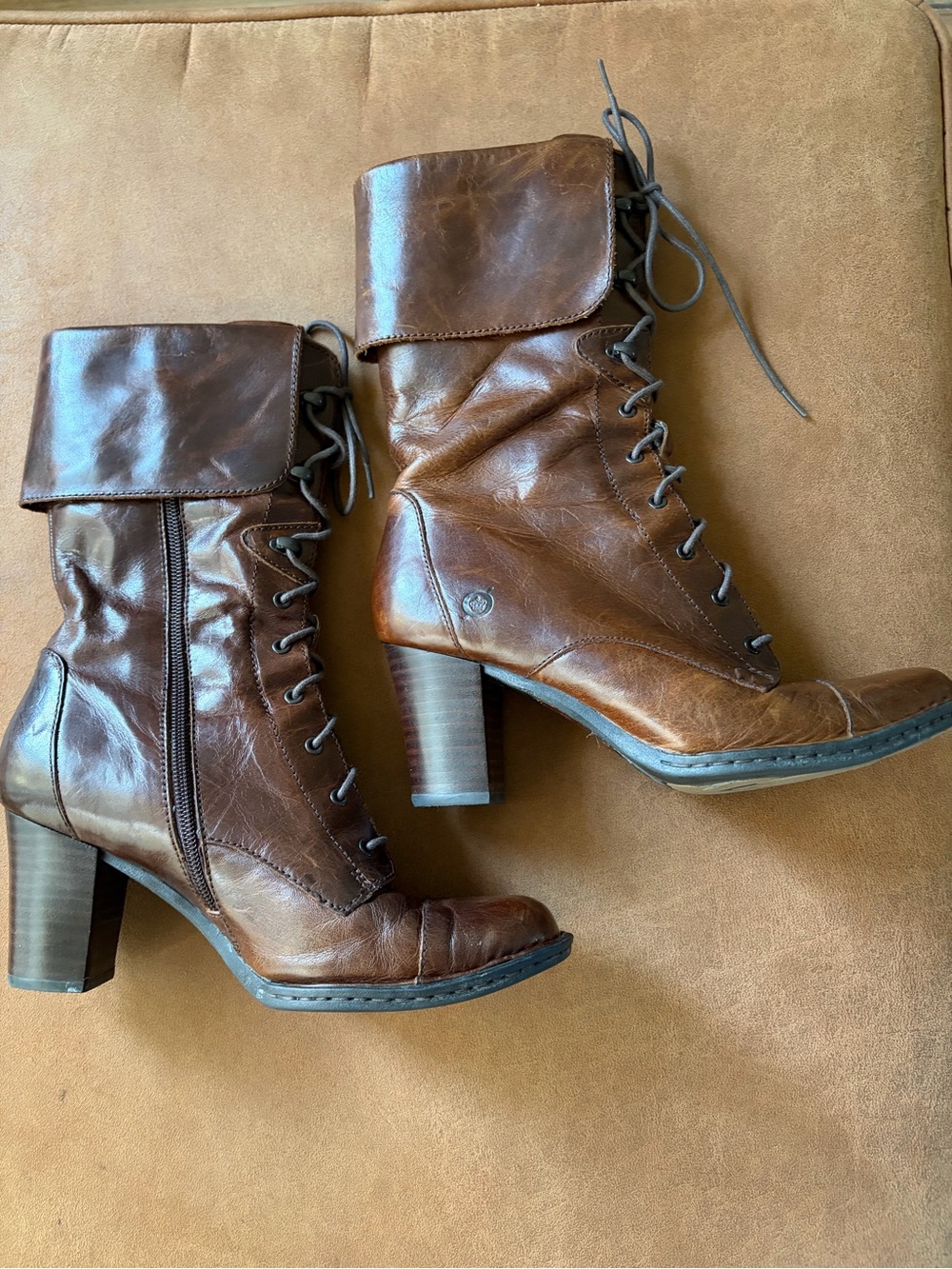 Børn Born Leather Lace Up Foldover Boots Size 8 moto | boho | Academia